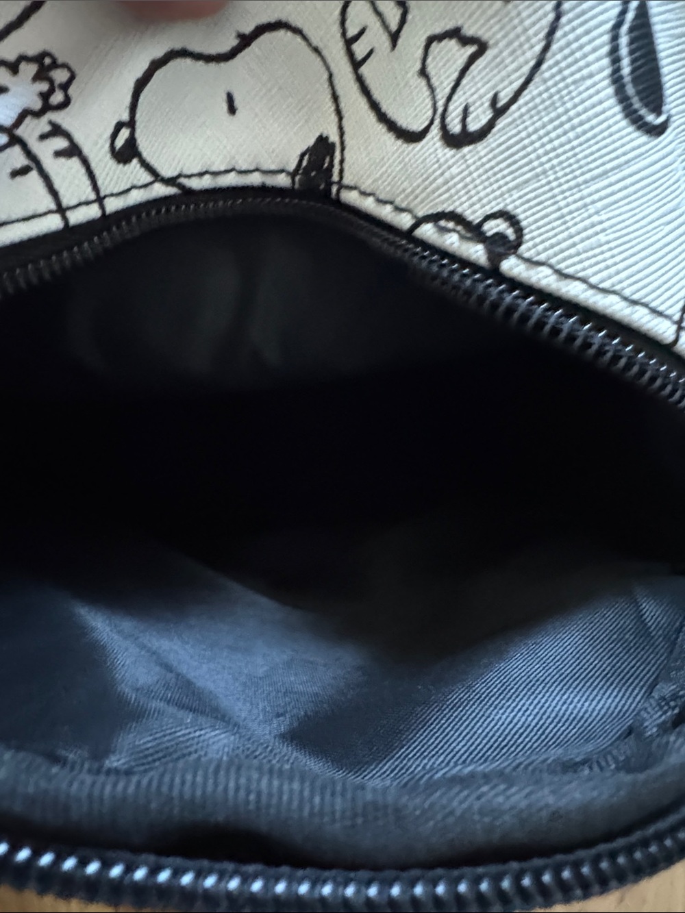 Peanuts Snoopy Pattern Mini Backpack in White and Black - Picture 3 of 5